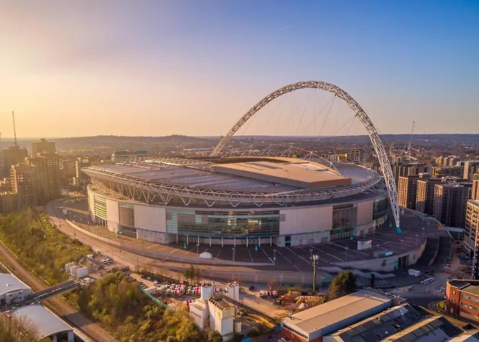 Discover the Best Hotels Walking Distance from Wembley Stadium in Wembley